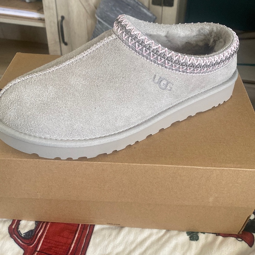 Gray Tasman Ugg